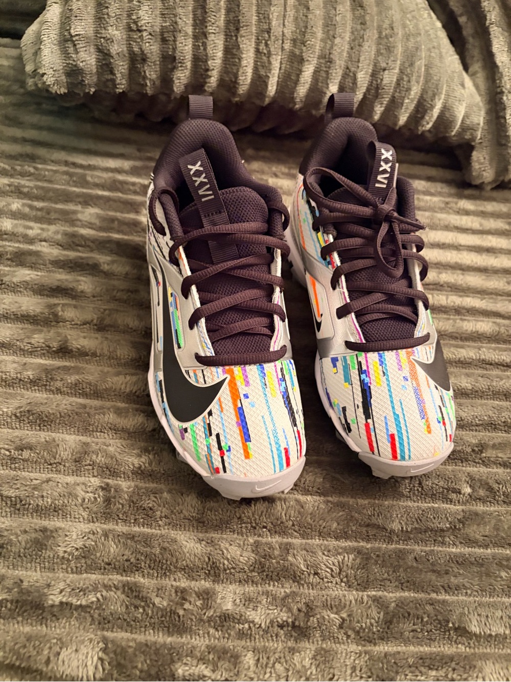 Kids Nike Cleats with Multicolor Pixel Details Size 3.5